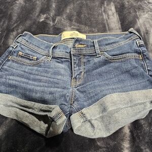 Hollister Short-short Low Rise Jr 0/24